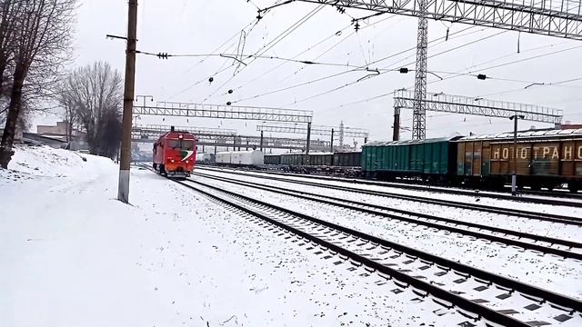 Тепловоз ТЭП70БС-008 резервом следует через "ст.Минск-Сортировочный"/ Diesel-locomotive Tep70bs смотреть онлайн
