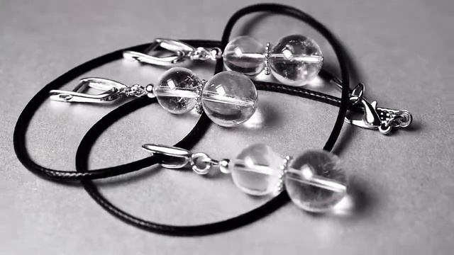 Горный хрусталь, Ø10 и Ø12 мм., серебро, комплект кулон и серьги, 072КМГ смотреть онлайн