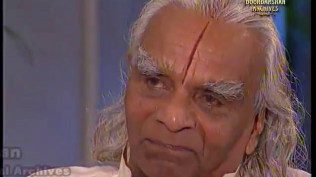 Interview with B.K.S Iyengar | Yoga Guru смотреть онлайн