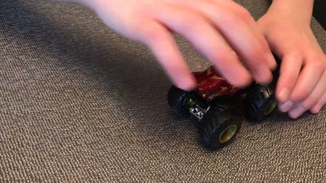 Monster Jam Marvel Trucks and Thrasher Mud Truck смотреть онлайн