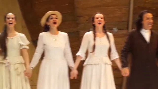 Saludo final - El Diluvio Que Viene 2012 - Teatro Lola Membrives - Antonela Fucci y Marcelo Duran смотреть онлайн