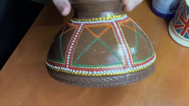 Украшение цветочного горшка для суккулентов. Точечная роспись. смотреть онлайн