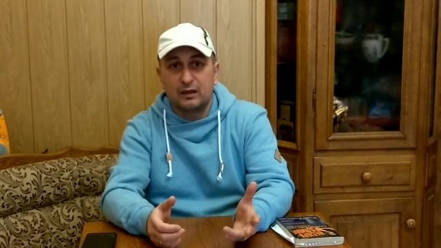 Анекдот про рыбака и червяка смотреть онлайн