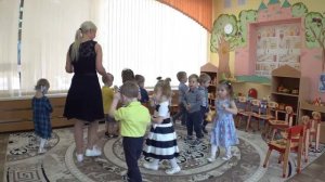 Занятие во второй группе раннего возраста "Курочка и цыплёнок"