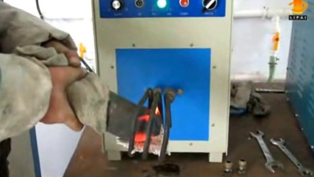 Индукционный нагреватель WH-VI-30кВ для сварочного инструмента 45X45MM смотреть онлайн