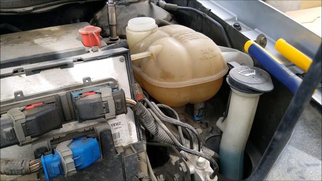 Saturn Ion Coolant Light Fix | Coolant Reservoir Replacement 2005-2010 смотреть онлайн