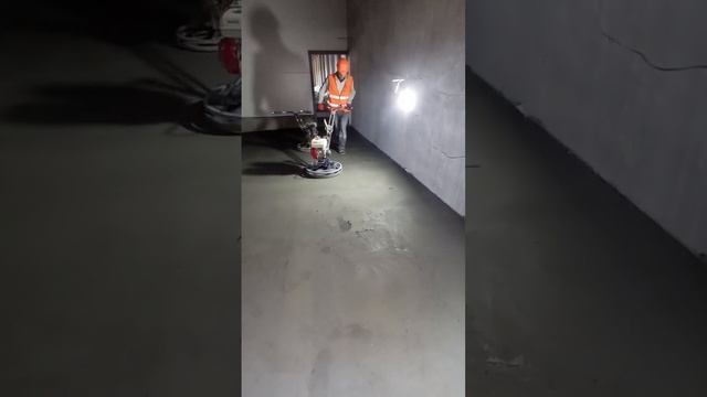 трем бетонную стяжку, вертолетом..??? смотреть онлайн