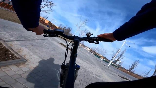 GoPro HERO 9 и Электровелосипед E-motion - покатушки смотреть онлайн