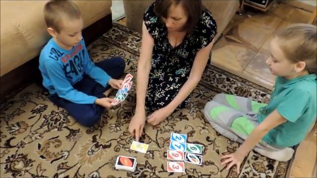 Настольные семейные игры. UNO. смотреть онлайн