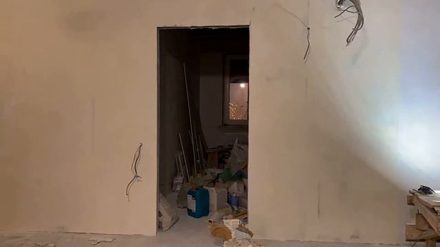 Зашпаклевал стены и наклеили флизелин. смотреть онлайн