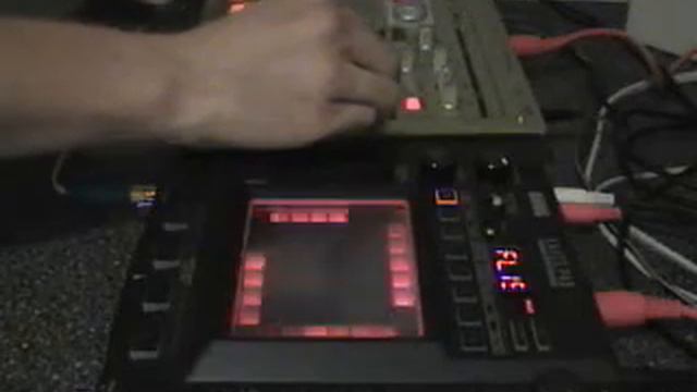 Sonicgiraffe - Ogre Beat - Live смотреть онлайн