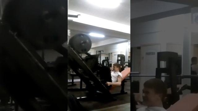 Жим ногами 100 кг на 81 раз! смотреть онлайн
