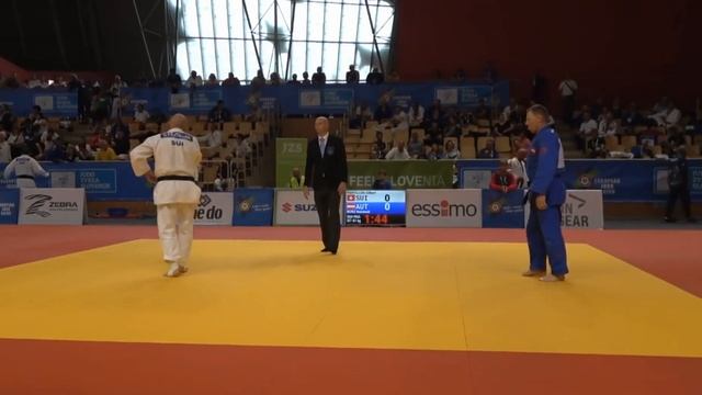 ?SemiFinal -81kg /M7 - KURZ (AUT) v PANTILLON (SUI) [Podcetrtek, Slo Europ Judo CHAMP. VETERAN 2023 смотреть онлайн
