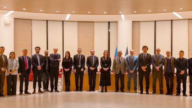 История трактора Landini - подарок от ректора молодежи в свой день рождения смотреть онлайн