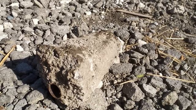 ПОИСК МЕТАЛЛОЛОМА НА СВАЛКЕ! РАЗБИВАЮ ПЛИТЫ КУВАЛДОЙ! АЛЮМИНИЕВЫЕ БАНКИ! смотреть онлайн