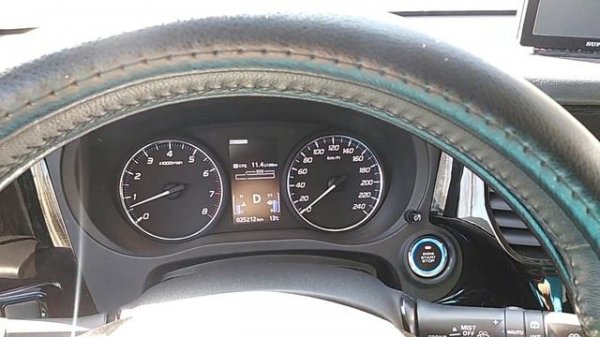 Установил кнопку "Старт - Стоп" на Мицубиси Аутлендер.