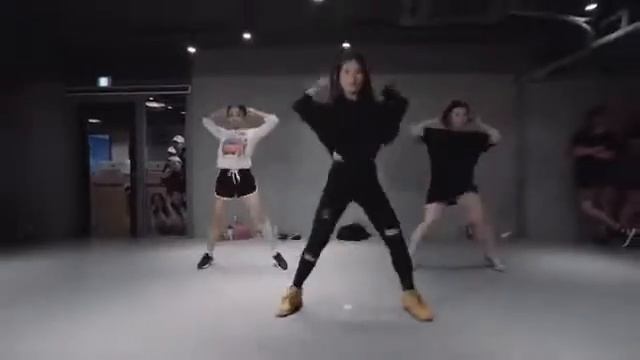 Танец прикольный музыка класс смотреть онлайн