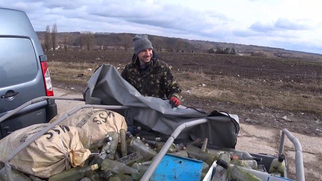 ЧИ МОЖНА ЗАРОБИТИ НА ПЛЯШКАХ ЗІ СМІТТЄЗВАЛИЩА? смотреть онлайн