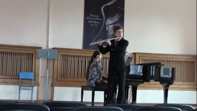 Олег Шолох. J Quantz. Sonate, часть 1 смотреть онлайн