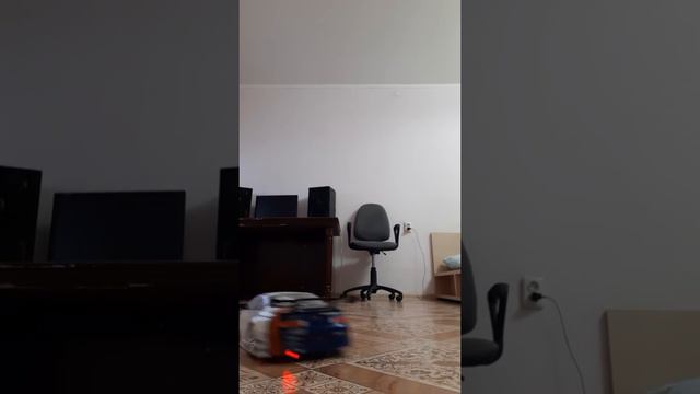 Машина едет 4 км/ч авто 😯 на пульте смотреть онлайн