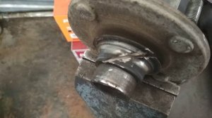 Неужели так легко!!!??? Как со ступицы вытащить обойму от подшипника. #подшипник #сто #автосервис