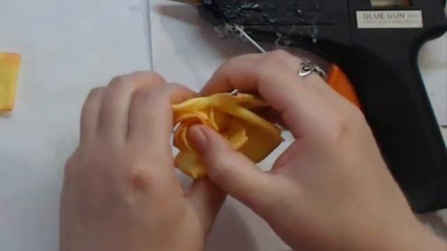 Роза Мохана из зефирного фоамирана Rose Mohana from marshmallow foamiran смотреть онлайн