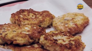 Рубленые куриные оладьи с кускусом и шампиньонами