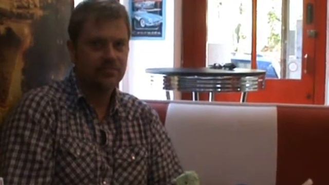 Lou Vargo interview with The Medicine Shows Rob Ellen смотреть онлайн
