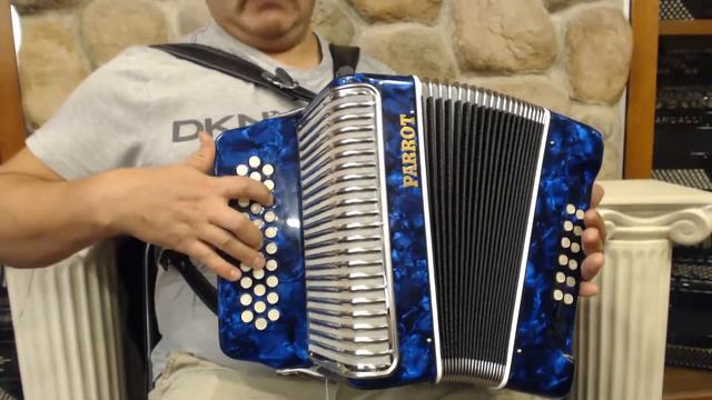 PARRFALFBE12BL - Blue Parrot Falcon Diatonic Accordion FBbEb Fa MM 31 12 $499 смотреть онлайн