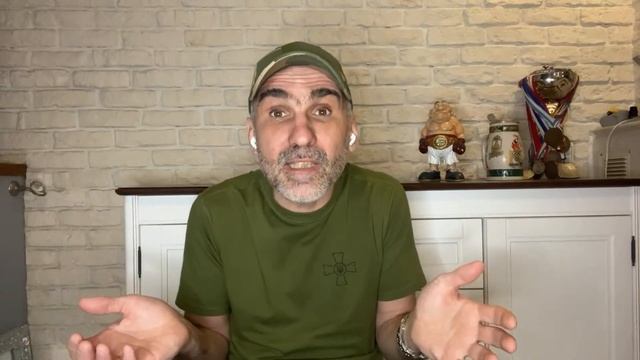 Куда пропали Усик и Ломаченко / Фьюри чемпион смотреть онлайн