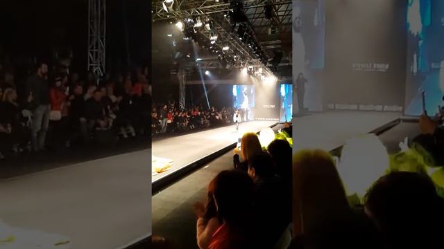 gelinlik fuarı Ivana Sert смотреть онлайн