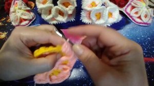 Вязанные сапожки крючком.