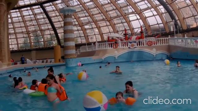 АКВАПАРК В МОСКВЕ. СРАВНЕНИЕ АКВАПАРКОВ МОСКВЫ. ФЭНТАЗИ ПРОТИВ КАРИБИИ смотреть онлайн