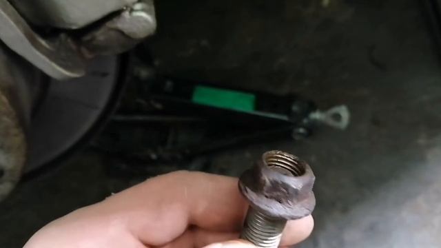 Замена задних пружин Santafe 2006