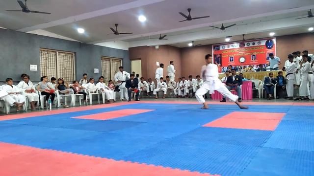 Pradeep karate(21) смотреть онлайн