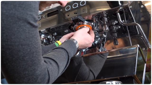KB90_ Tutorial on replacing shower screens, group gaskets and bumpers смотреть онлайн