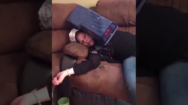 Видео,приколы,юмор,смех смотреть онлайн