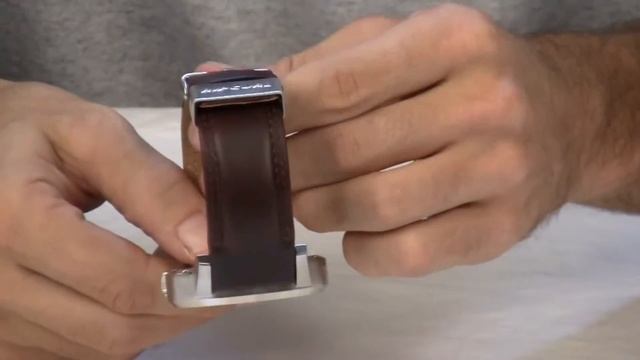 Rip Curl Detroit Leather Watch Review at Surfboards.com смотреть онлайн