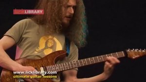 Guthrie Govan - Wonderful Slippery Thing - Guitar Solo Performance