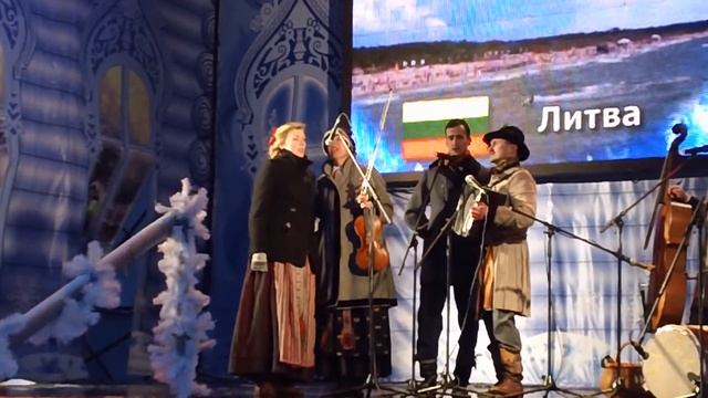 Санкт-Петербургская Рождественская Ярмарка смотреть онлайн