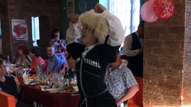 Ролик юбилей смотреть онлайн