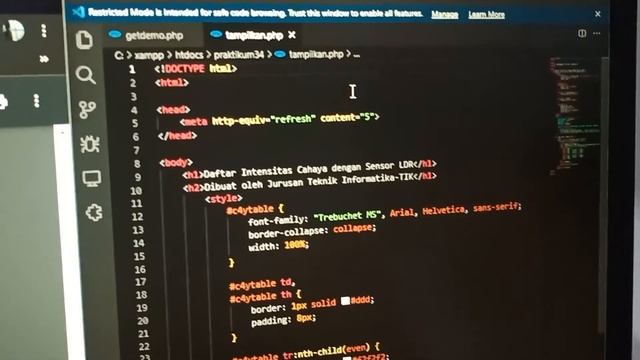 34.1. Praktik Monitoring Intensitas Cahaya Berbasis Webdan DBMS MySQL смотреть онлайн