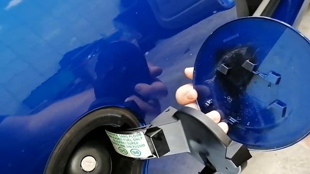 Fuel Tank Door Replacment Remove Renault Twingo смотреть онлайн