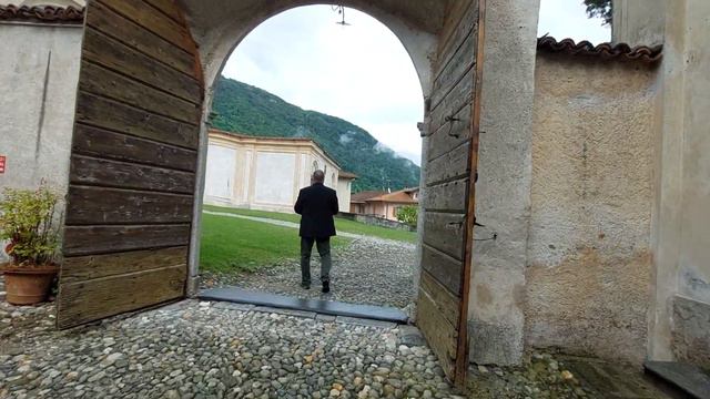 Едем посмотреть на Villa Della Porta Bozzolo. Италия. Швейцария. смотреть онлайн