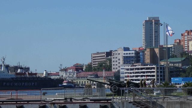 Владивосток. Полдень.