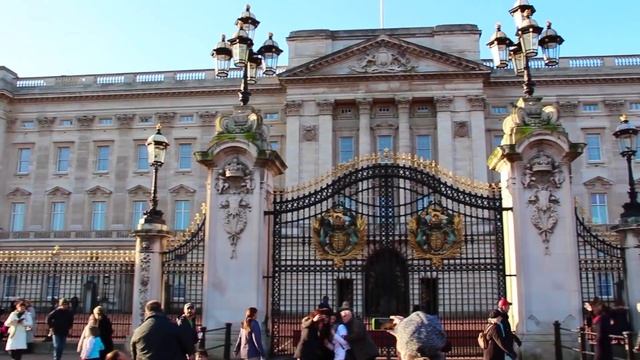 London | Buckingham Palace | Travel Guide смотреть онлайн