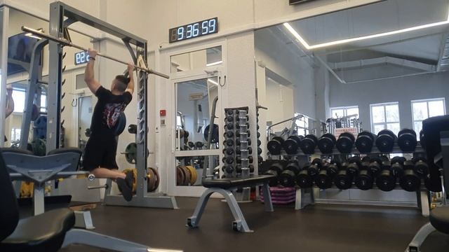 челлендж «жим гантелей + подтягивания» попытка номер 3 смотреть онлайн
