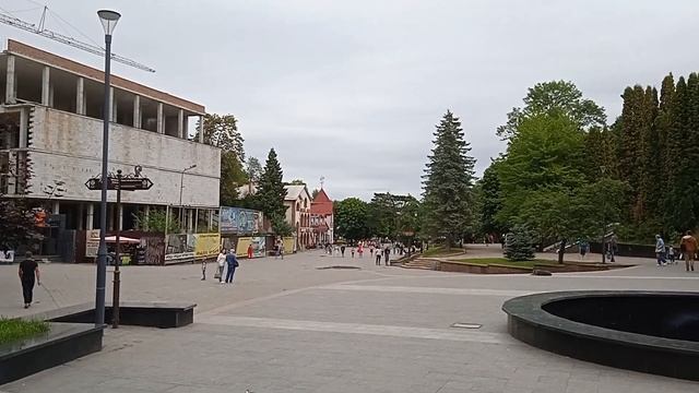 Трускавец август 2022 / Парк, бювет, центр, прогулка летним днем смотреть онлайн