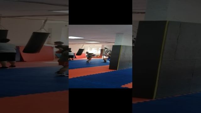Первая тренировка по боксу в первом классе? смотреть онлайн