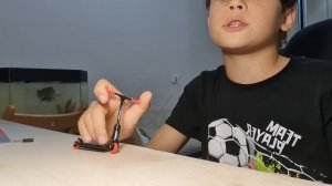 Обучения трюкам на фингер самокате!!!!!!!!!